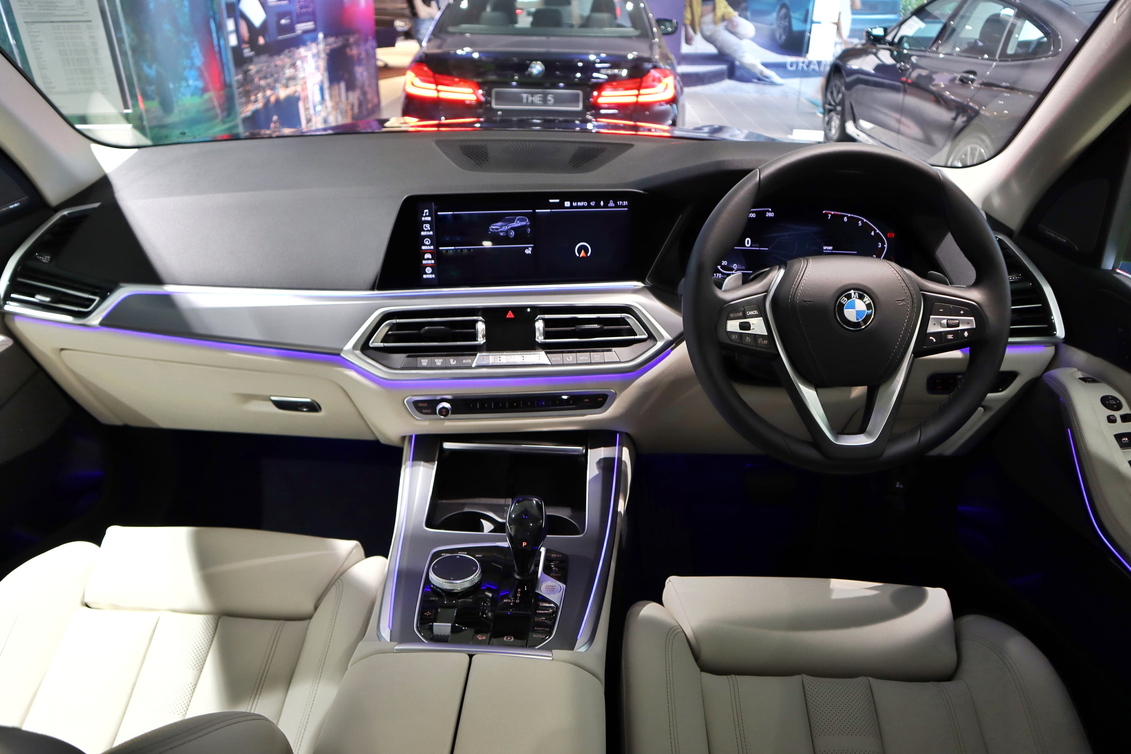 2020 BMW X5 thumbnail 3
